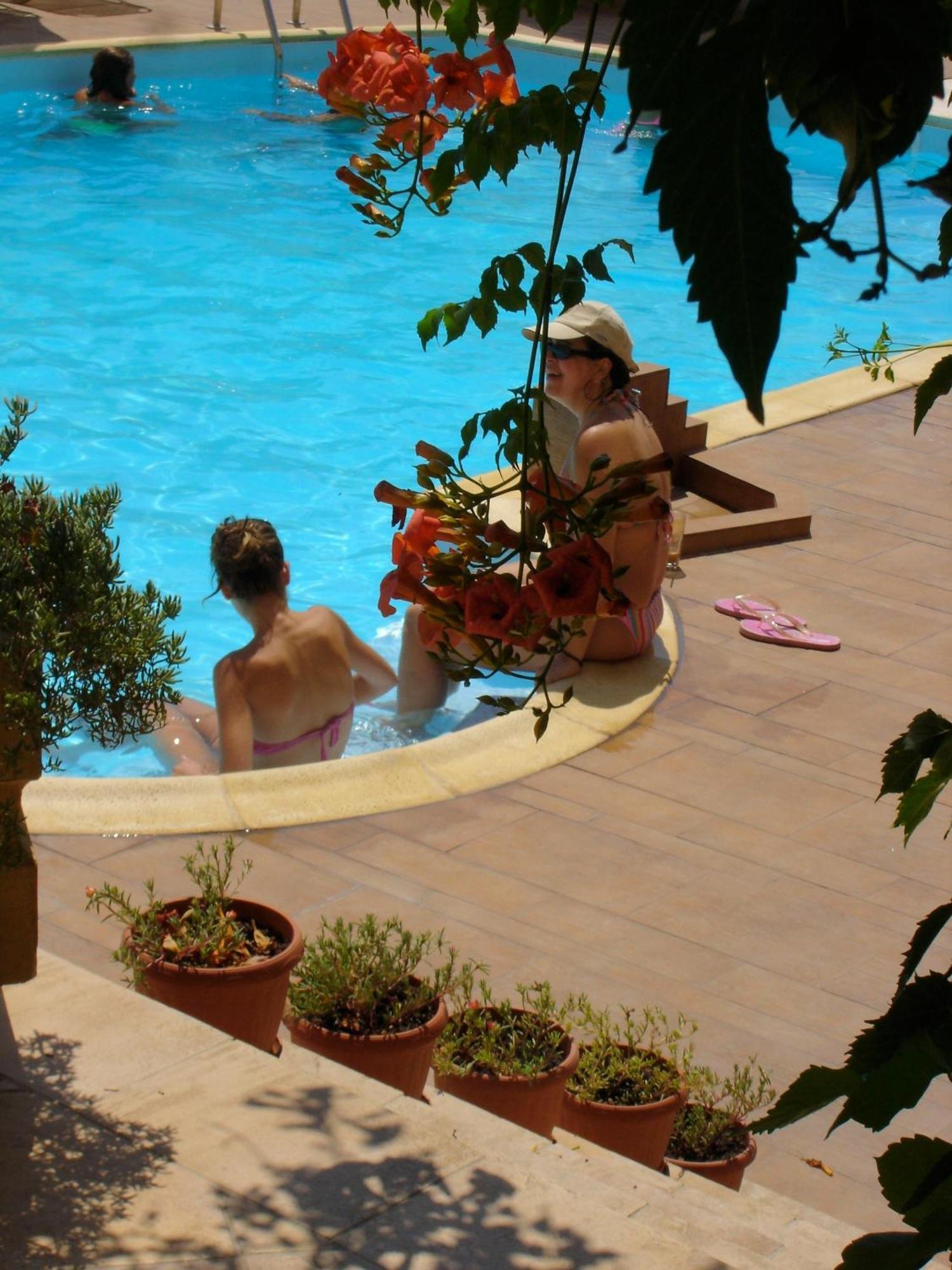 Hotel Afea Agia Marina  ภายนอก รูปภาพ